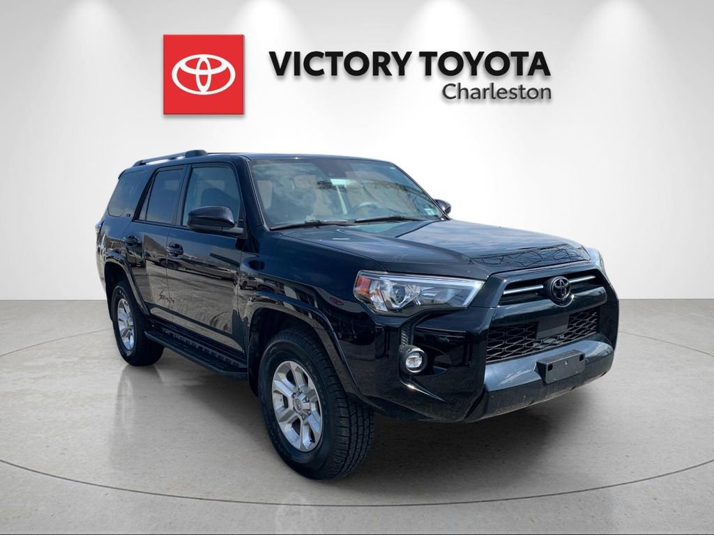 Used 2022 Toyota 4Runner SR5 image 5