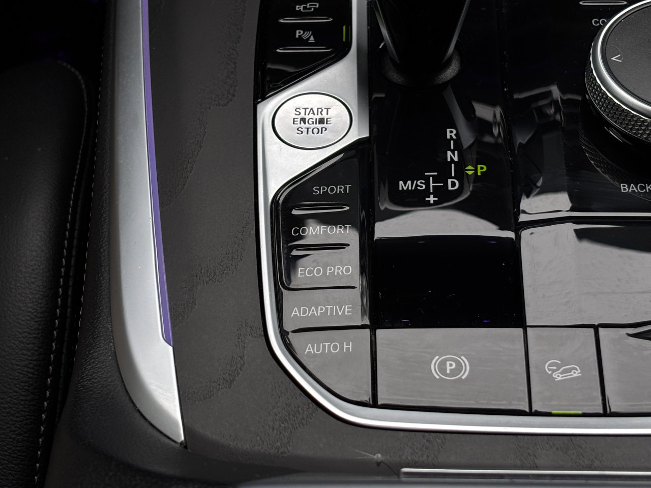 Used 2022 BMW X7 xDrive40i w/ M Sport Package image 34