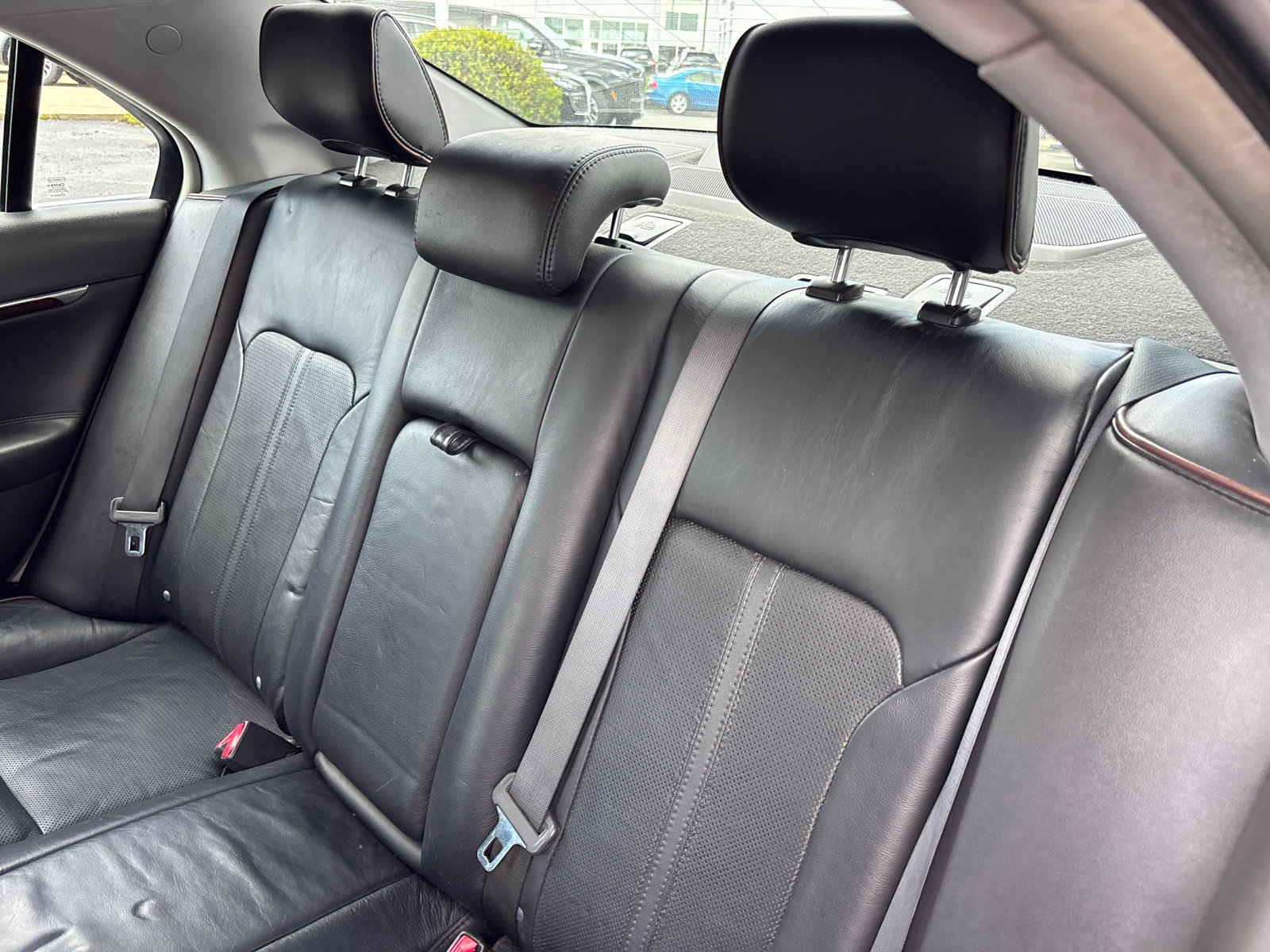 Used 2011 Lincoln MKZ w/ 102A Rapid Spec Order Code FWD image 26