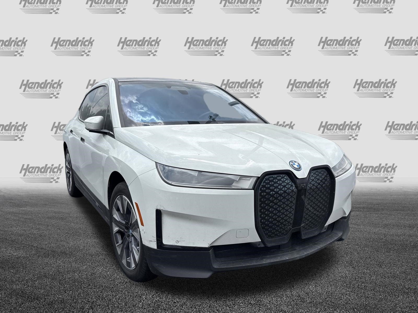 Certified 2024 BMW iX xDrive50 AWD/4WD image 5