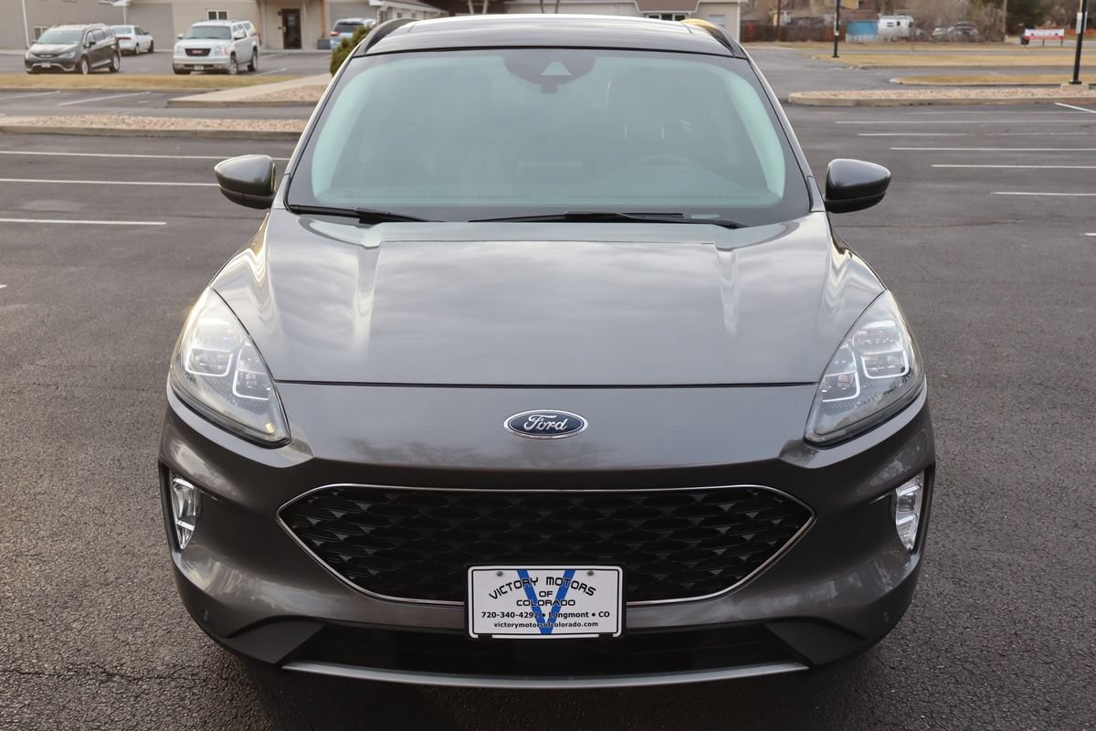 Used 2021 Ford Escape Titanium AWD/4WD image 12