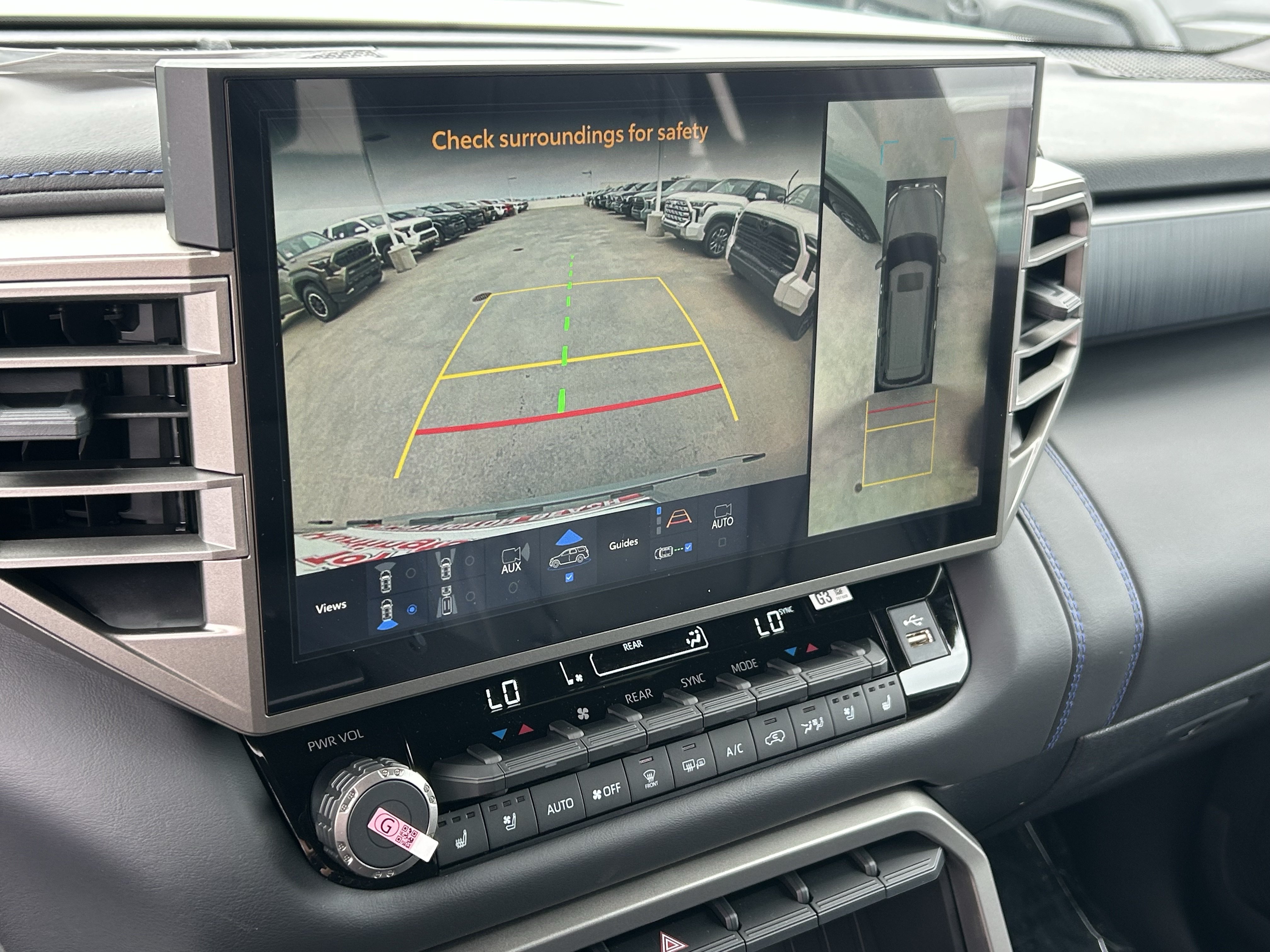 New 2026 Toyota Sequoia Platinum w/ Tow Technology Package AWD/4WD image 17
