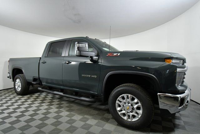 New 2026 Chevrolet Silverado 3500 LT w/ Safety Package image 9