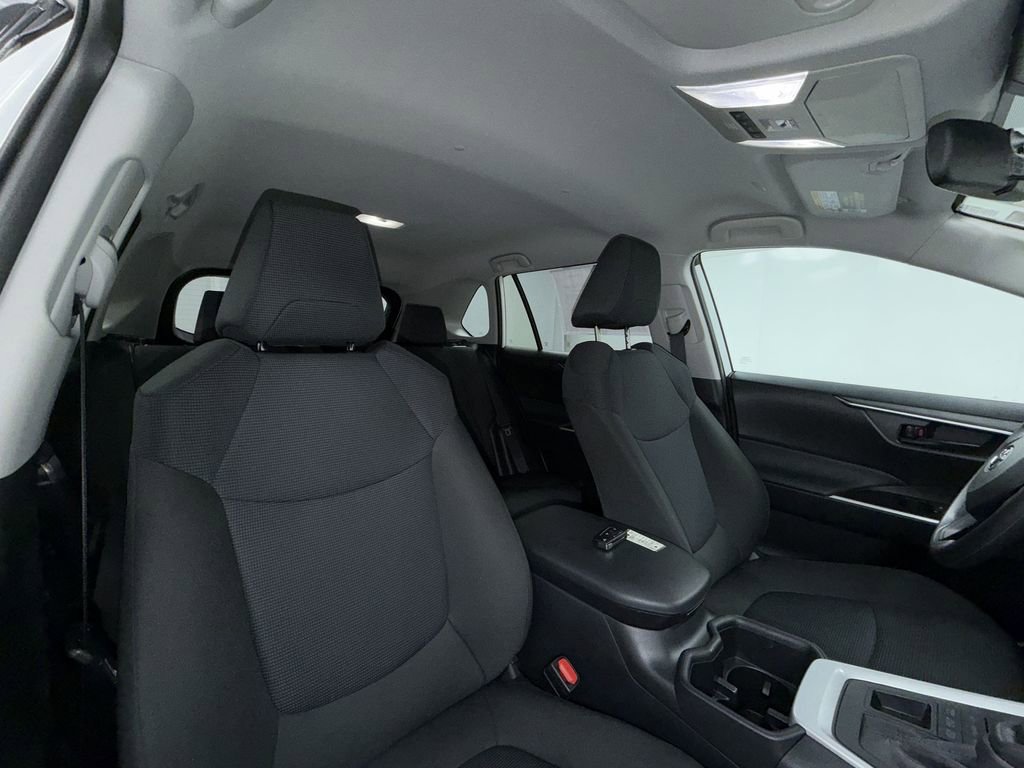 Used 2025 Toyota RAV4 LE image 21