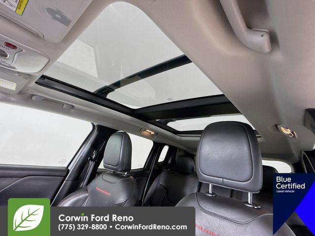 Used 2021 Jeep Renegade Trailhawk w/ Sun & Sound Group AWD/4WD image 27