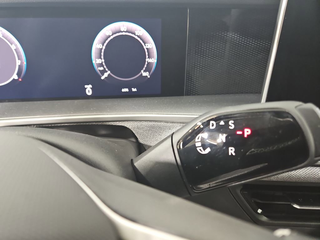 New 2026 Volkswagen Tiguan S image 22