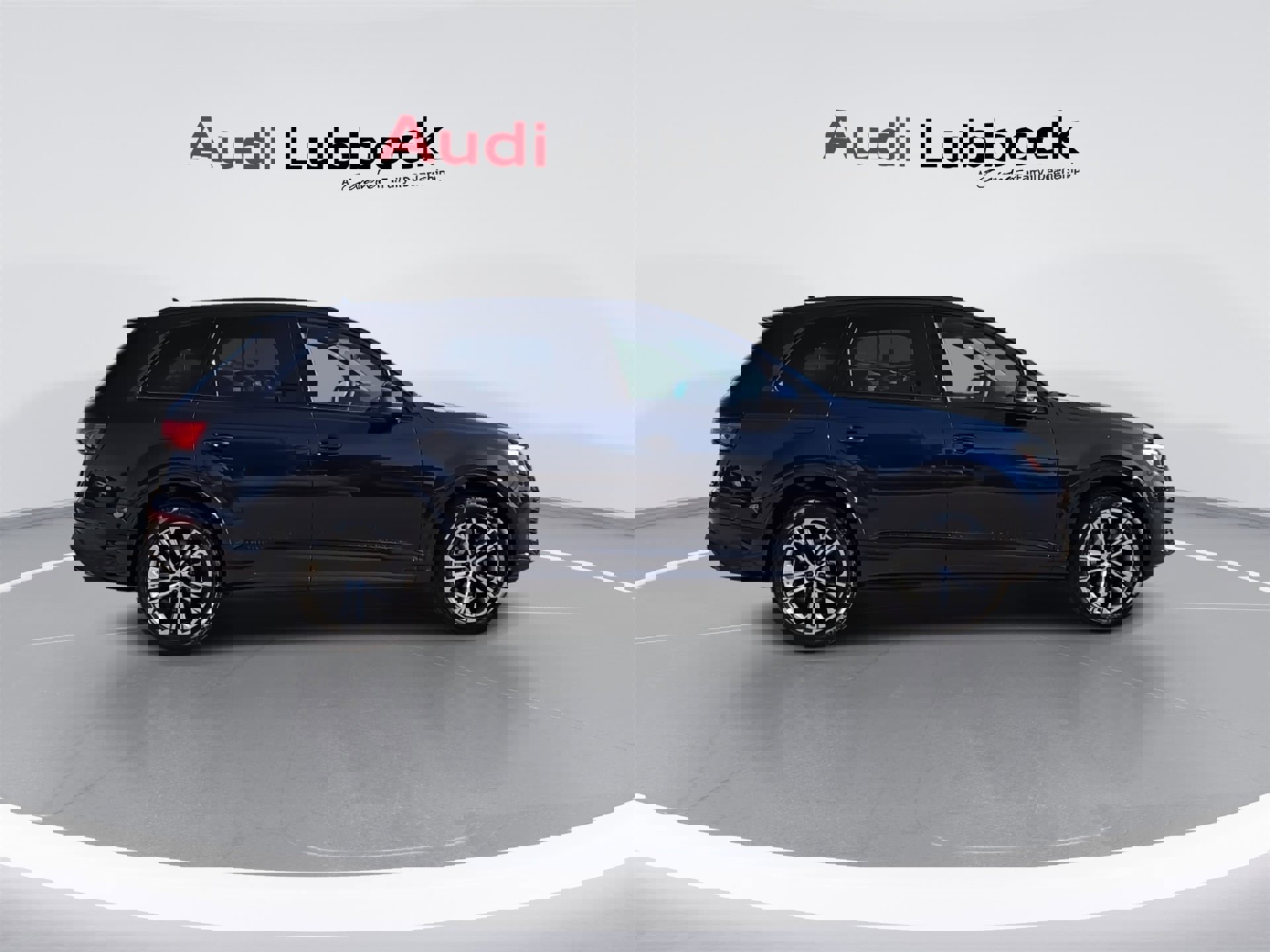 Used 2025 Audi Q7 2.0T Premium w/ Convenience Plus Package image 8