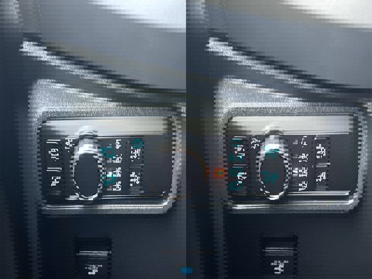 New 2025 Ford Bronco Badlands AWD/4WD image 16