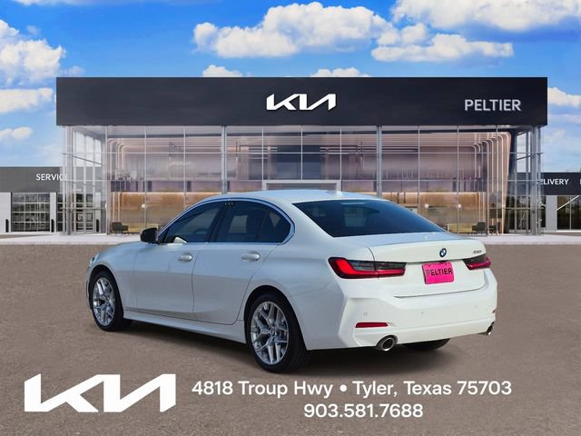 Used 2025 BMW 330i Sedan RWD image 4