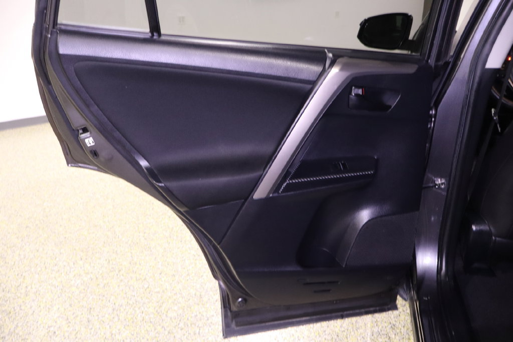 Used 2014 Toyota RAV4 LE FWD image 34