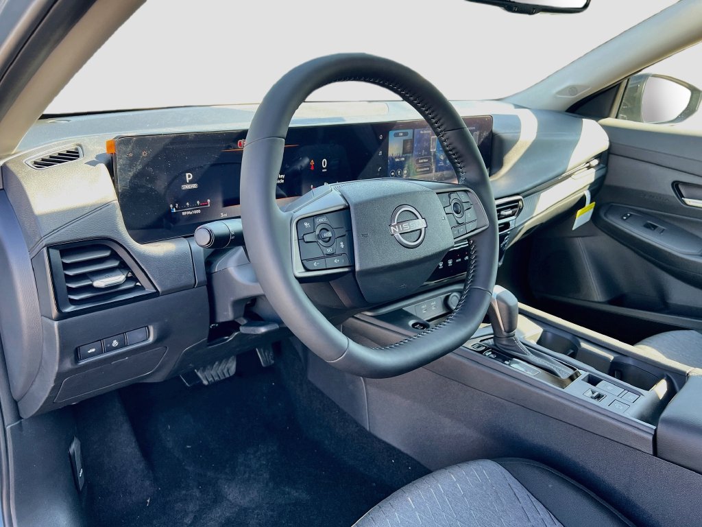 New 2027 Nissan Sentra SV FWD image 9