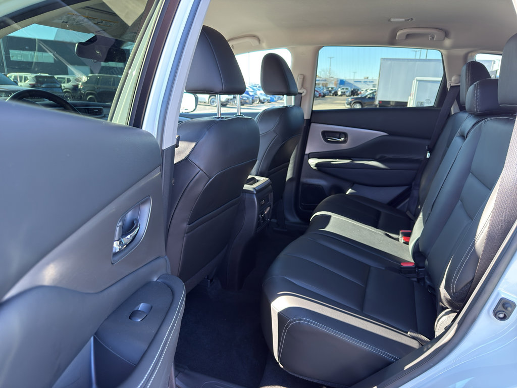 Certified 2024 Nissan Murano SV w/ SV Midnight Edition Package image 29