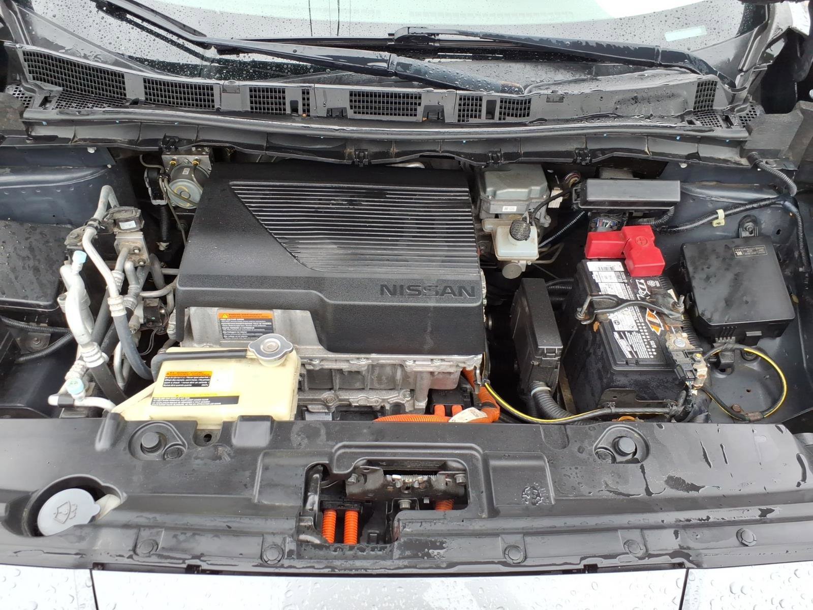 Used 2019 Nissan Leaf SV w/ SV Technology Package image 18