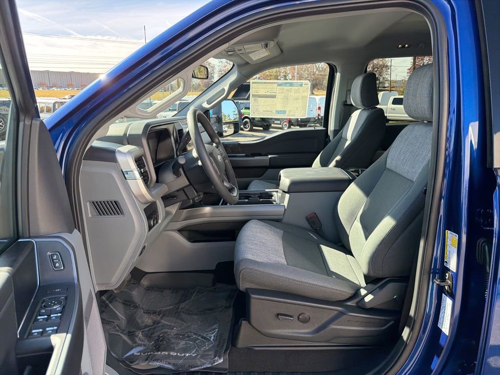 New 2026 Ford F250 XLT w/ XLT Premium Package image 11