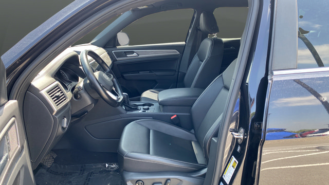 Used 2020 Volkswagen Atlas Cross Sport SE AWD/4WD image 9