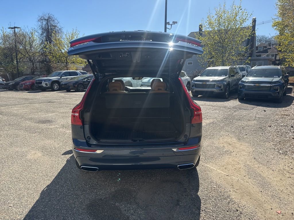 Used 2020 Volvo XC60 T5 Inscription w/ Protection Package Premier AWD/4WD image 5