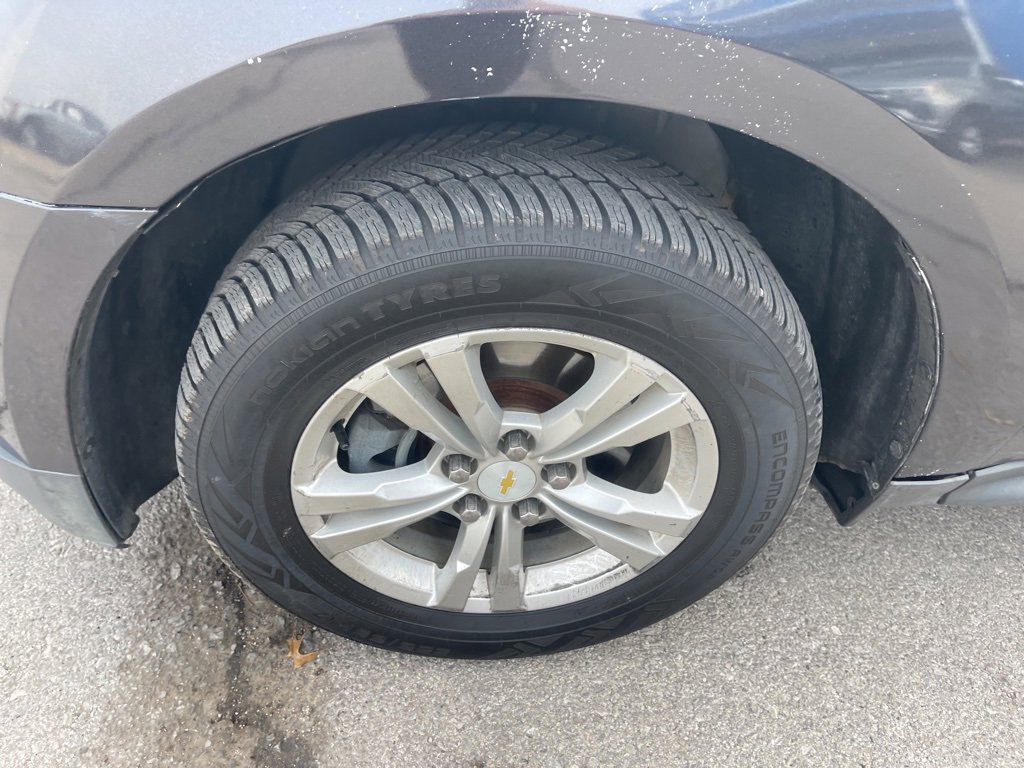 Used 2014 Chevrolet Equinox LT w/ Driver Convenience Package image 9