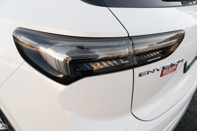 Used 2021 Buick Envision Avenir w/ Technology Package II image 34
