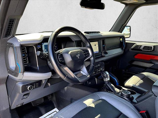 Used 2023 Ford Bronco Black Diamond w/ Sasquatch Package image 14