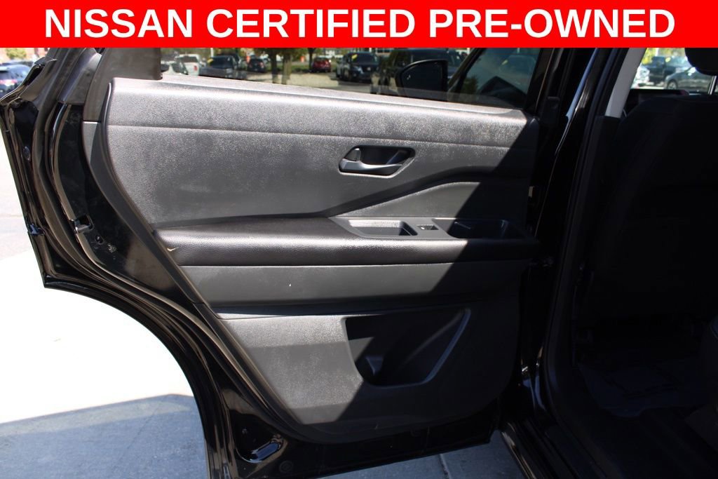 Certified 2024 Nissan Pathfinder SV image 28