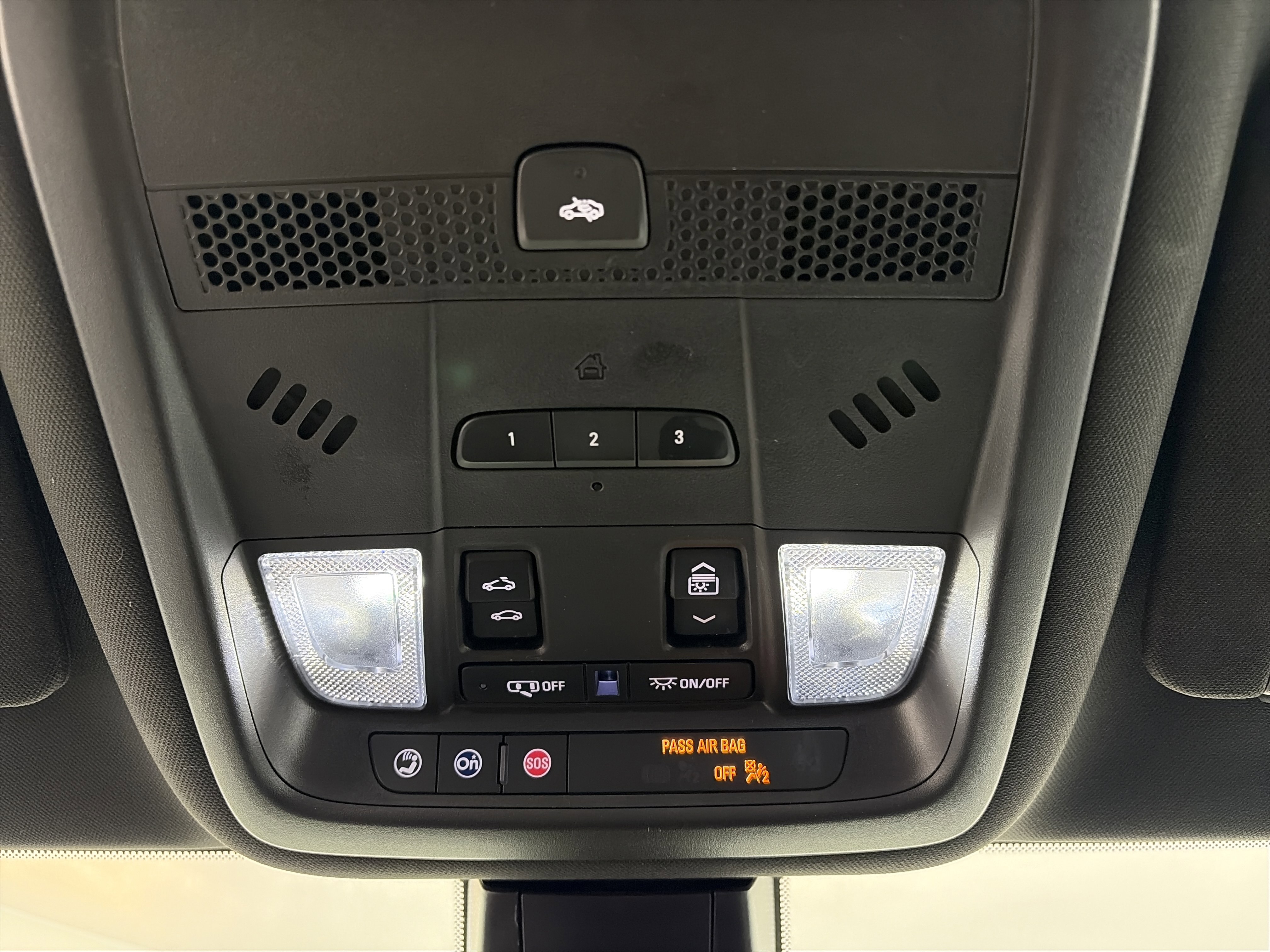 Certified 2024 Cadillac XT6 Premium Luxury w/ LPO, Floor Liner Package image 32