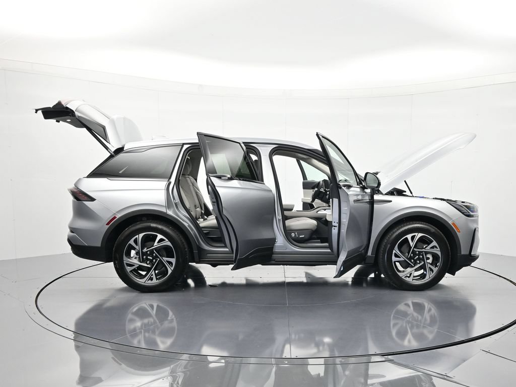 New 2026 Lincoln Nautilus Premier w/ Jet Appearance Package AWD/4WD image 47