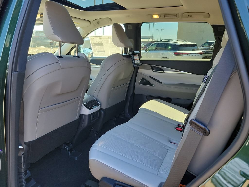 New 2027 INFINITI QX60 Luxe w/ Family Package AWD/4WD image 20