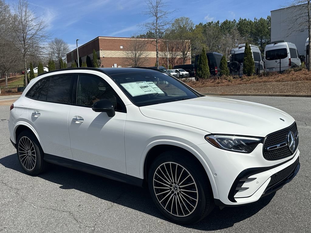New 2026 Mercedes-Benz GLC 300 4MATIC image 2