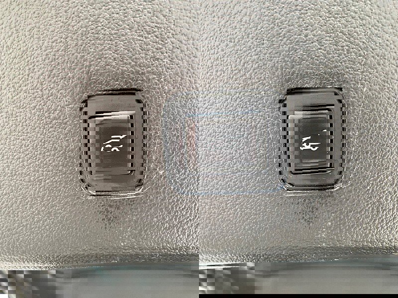 Used 2019 Chevrolet Traverse LT image 45