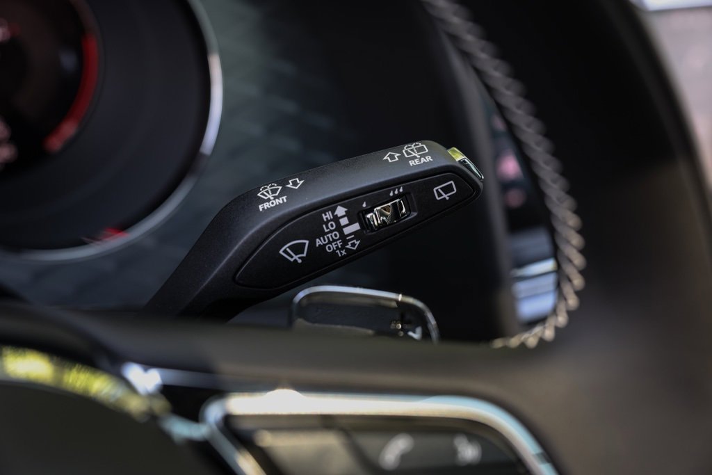 Used 2023 Bentley Bentayga Speed image 33