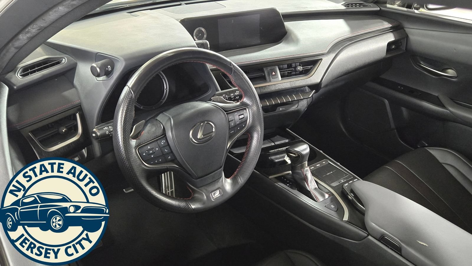 Used 2021 Lexus UX 200 F Sport w/ Accessory Package (Z1) FWD image 11