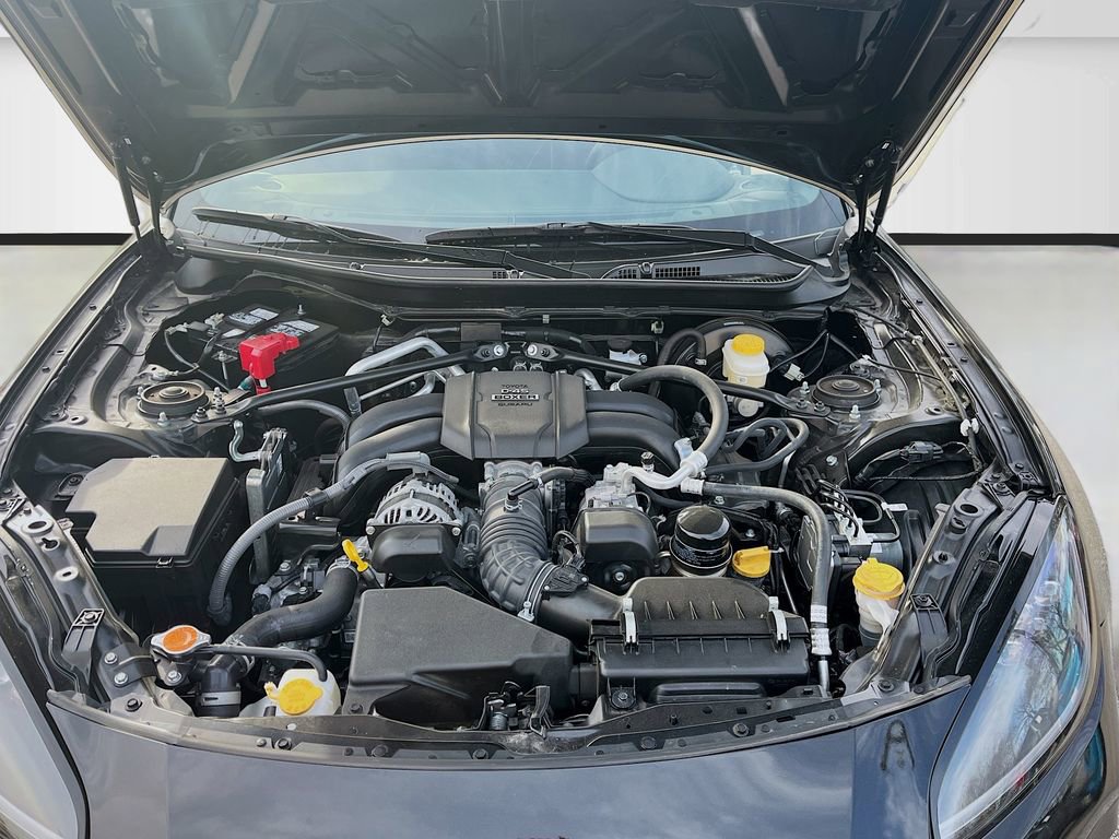 Used 2025 Toyota GR86 w/ ALL Weather Mat Package (TMS) RWD image 27