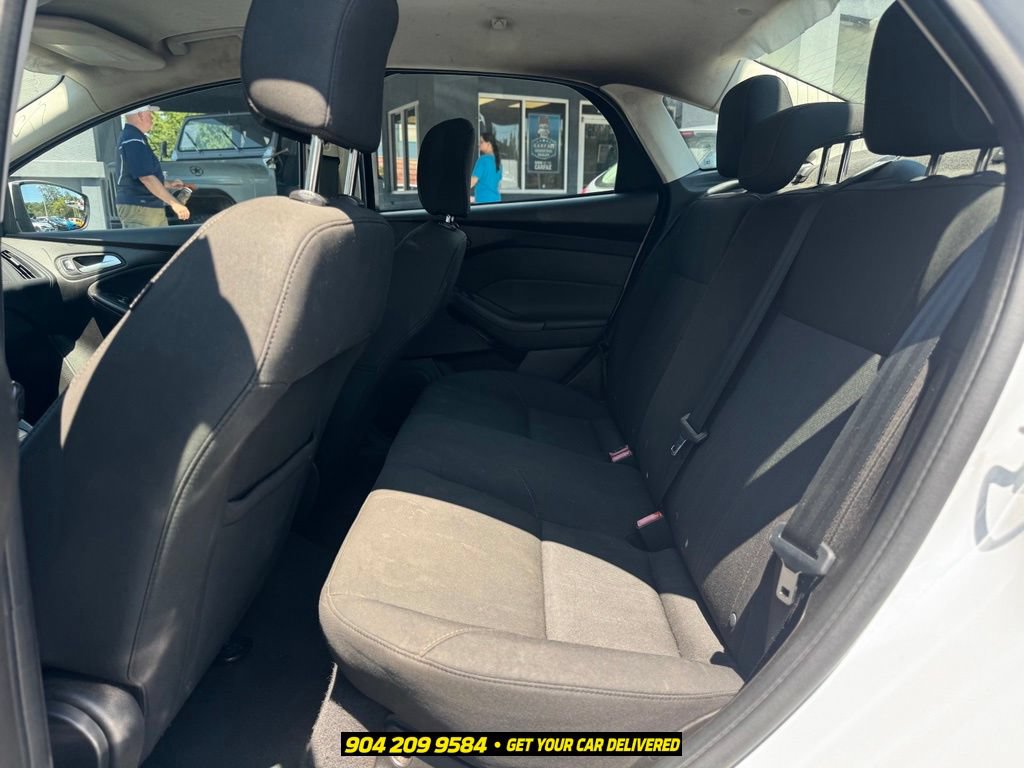 Used 2016 Ford Focus SE FWD image 20