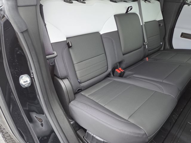 Used 2024 GMC Hummer EV 2X w/ LPO, Illumination Package AWD/4WD image 22