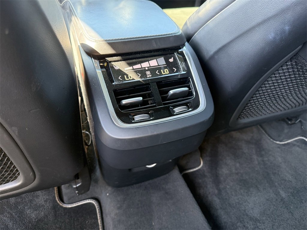Used 2016 Volvo XC90 T6 R-Design w/ Convenience Package image 25