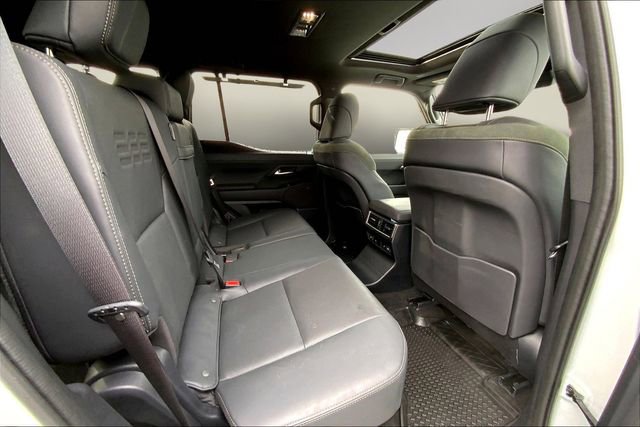 Used 2024 Lexus GX 550 image 20
