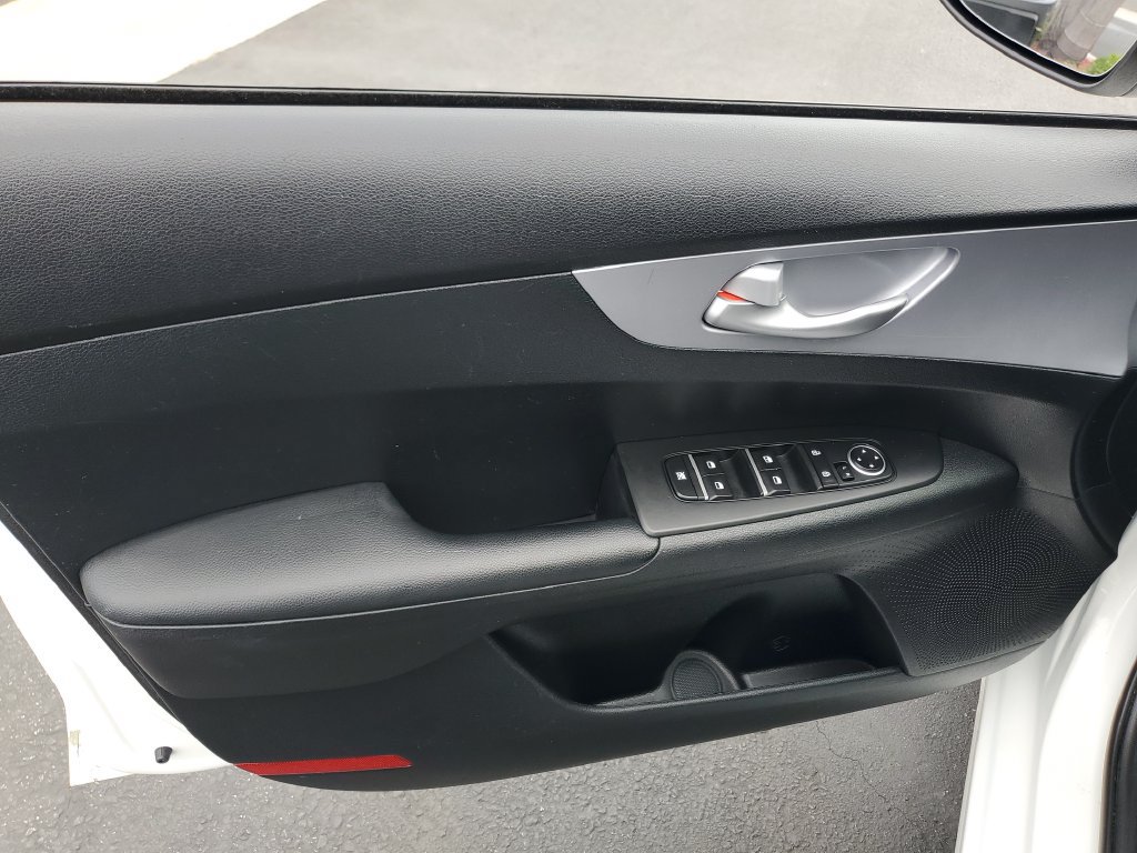 Used 2024 Kia Forte LXS FWD image 18