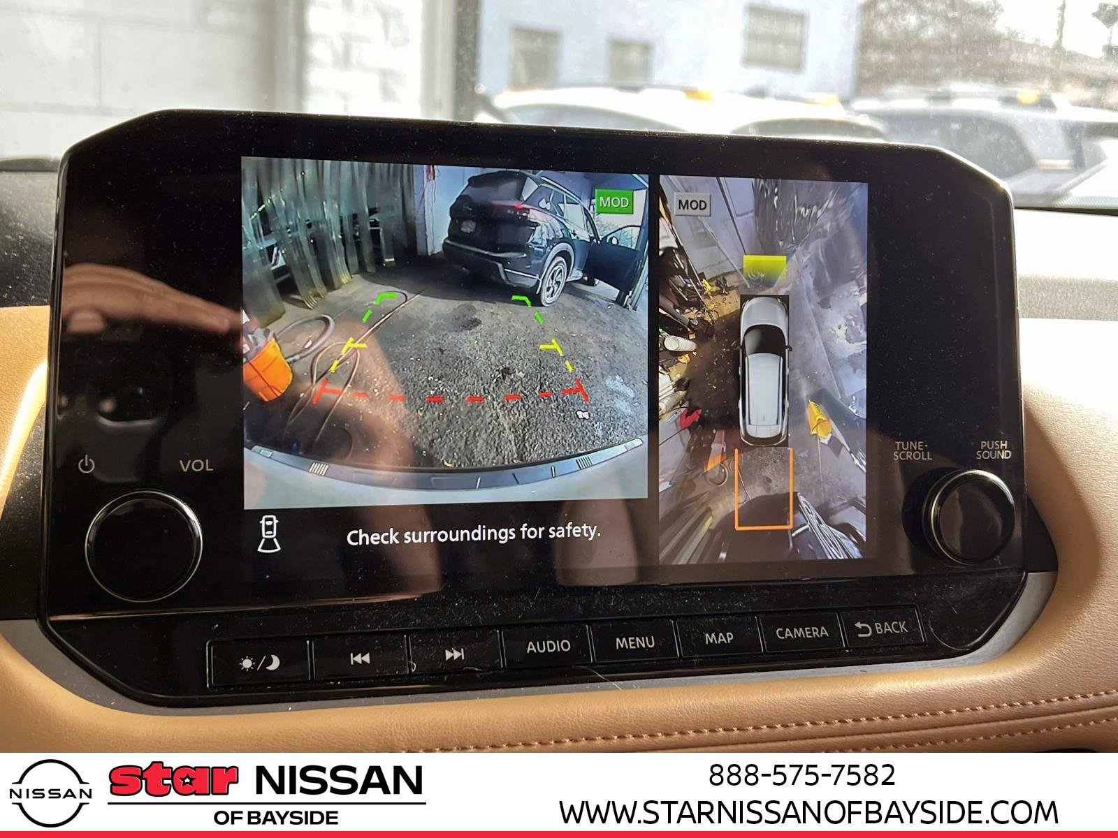 Used 2023 Nissan Rogue Platinum w/ Platinum Premium Package image 28