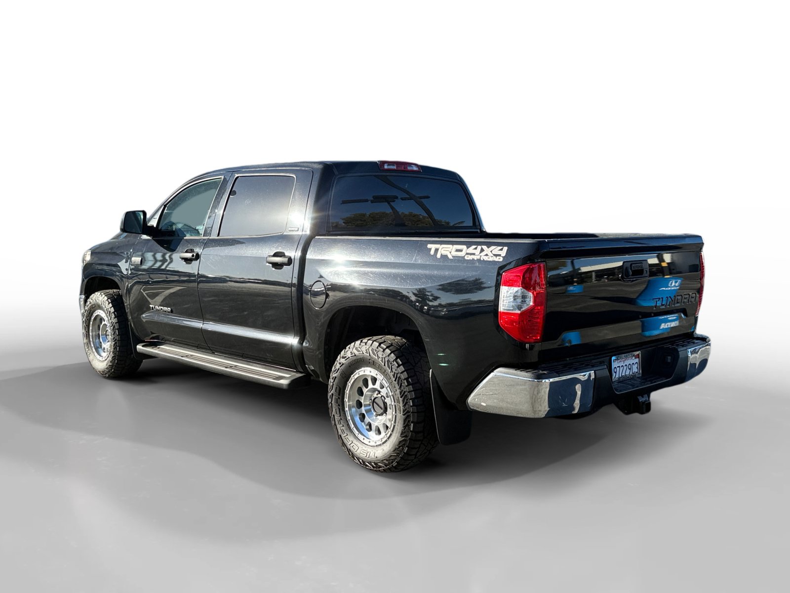 Used 2019 Toyota Tundra SR5 w/ TRD Off Road Package AWD/4WD image 3