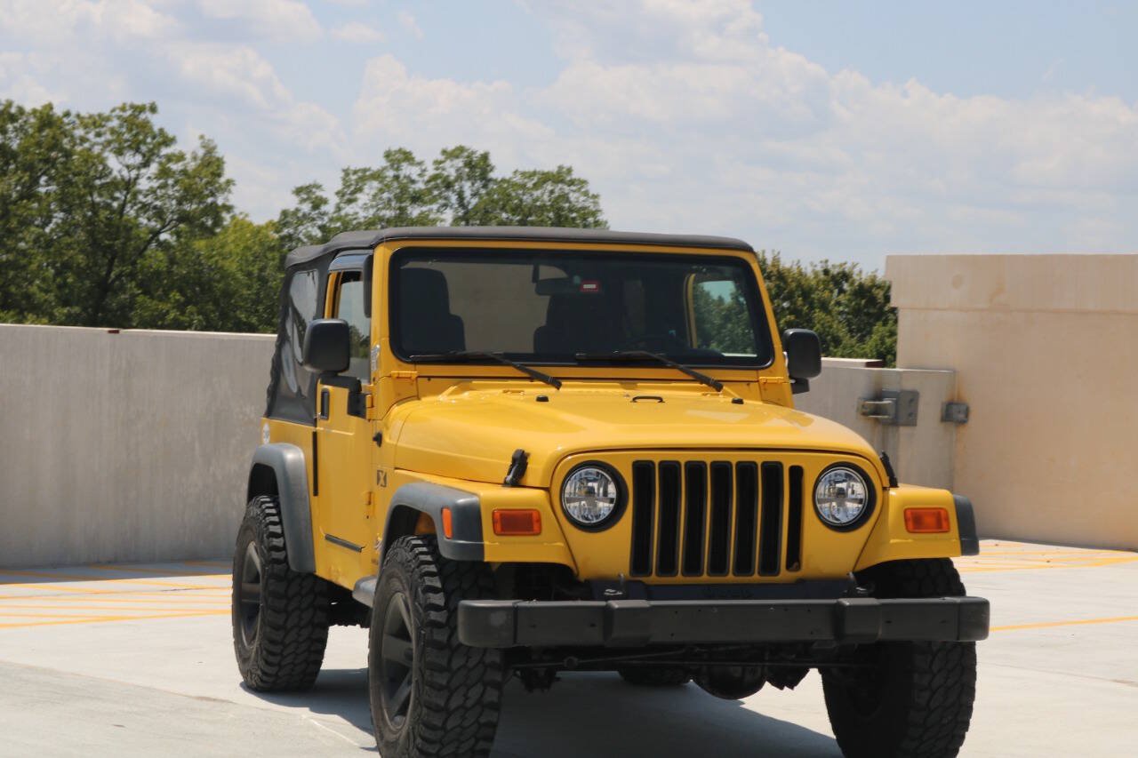 Used 2004 Jeep Wrangler X w/ Convenience Group AWD/4WD image 10