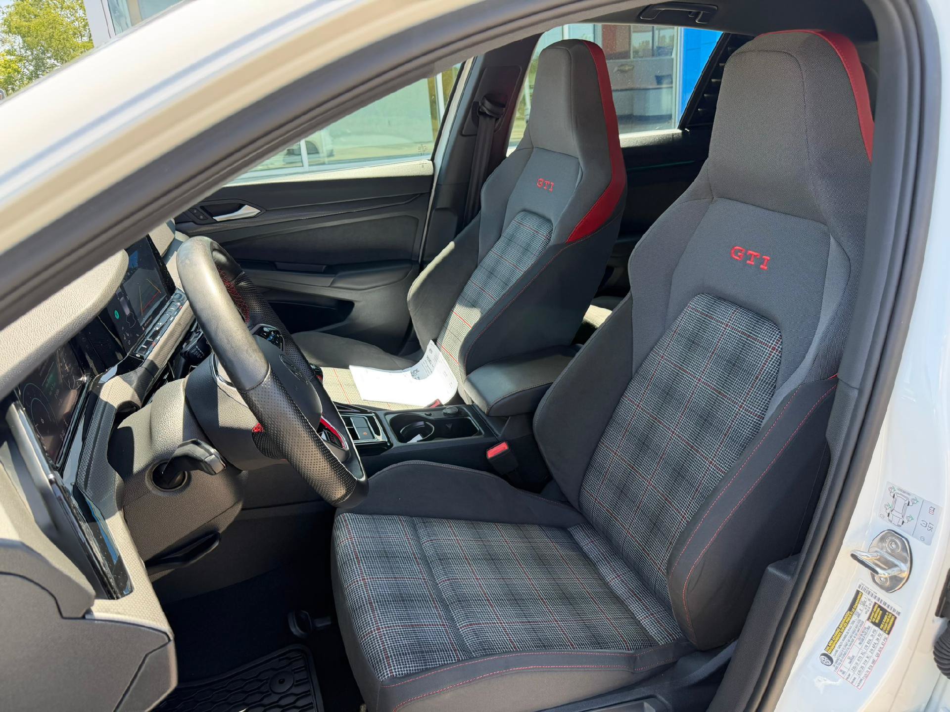 Used 2024 Volkswagen GTI SE FWD image 15