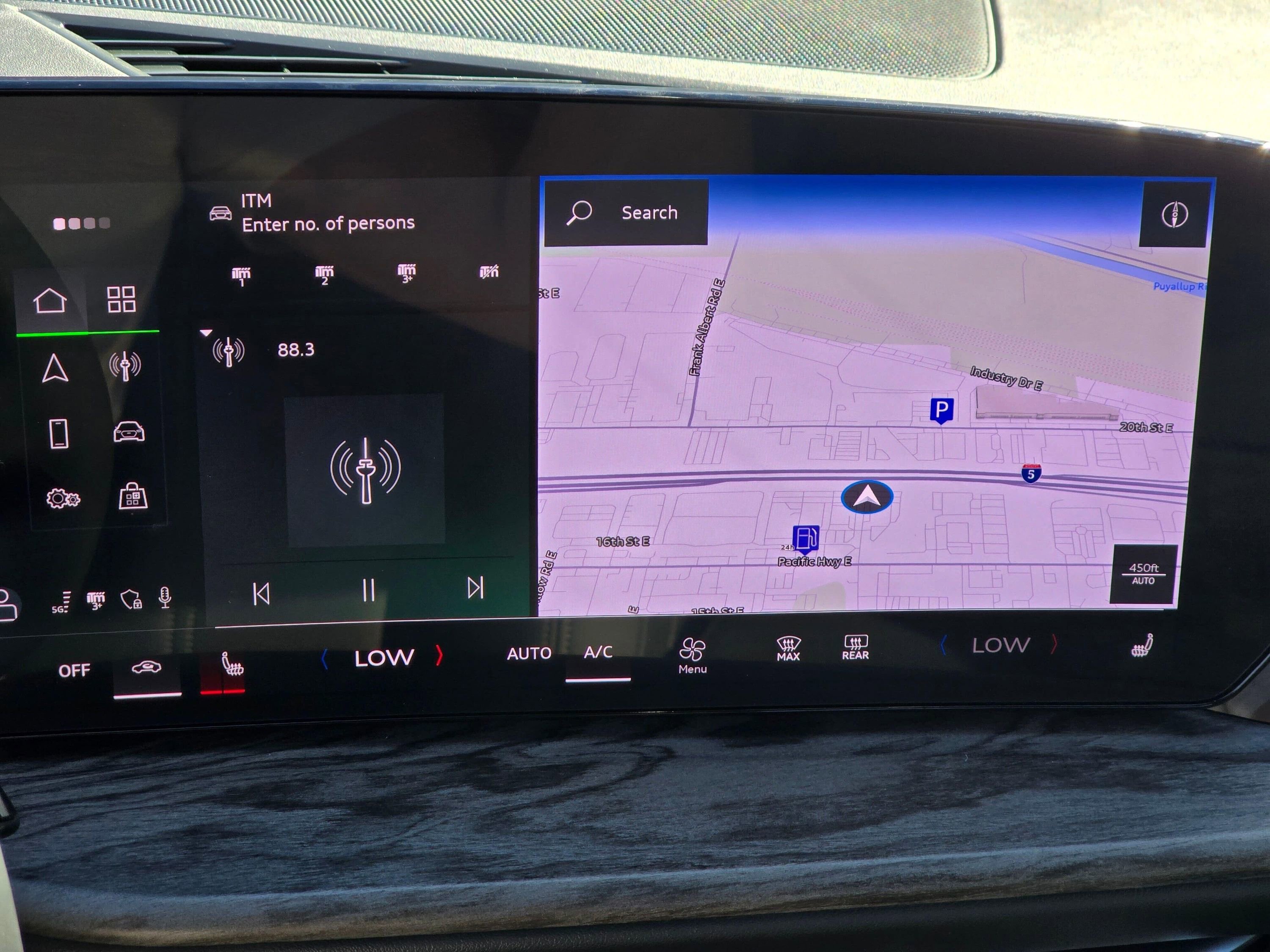 Certified 2025 Audi Q5 Premium Plus w/ Premium Plus AWD/4WD image 14