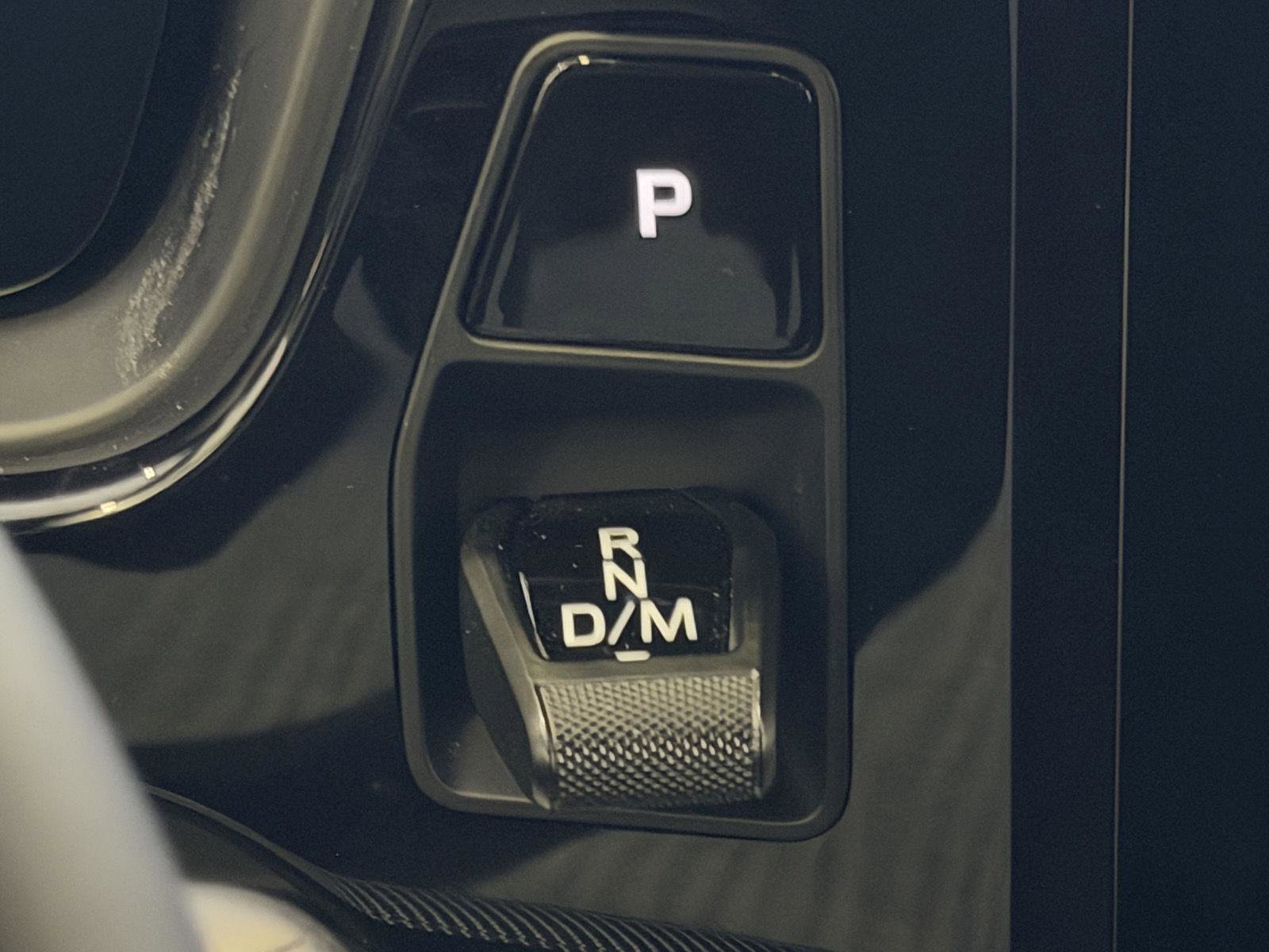 Certified 2025 Porsche Cayenne Coupe image 19