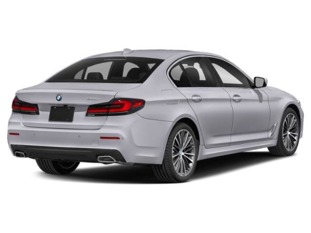 Used 2023 BMW 540i w/ M Sport Package RWD image 2
