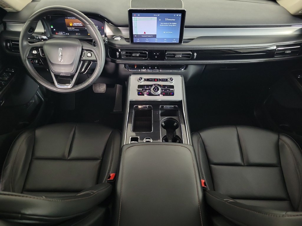 Certified 2024 Lincoln Aviator 2WD w/ Premium Package image 10