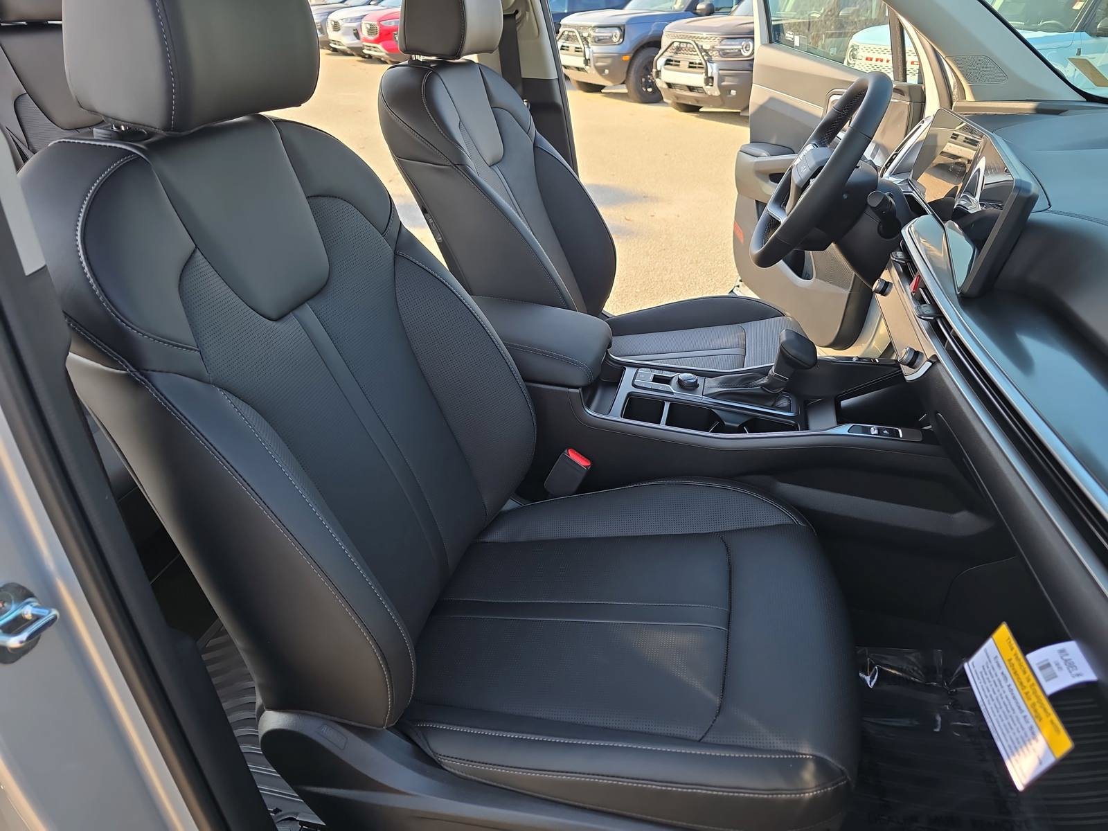 New 2026 Kia Sorento EX w/ EX Premium Package FWD image 10