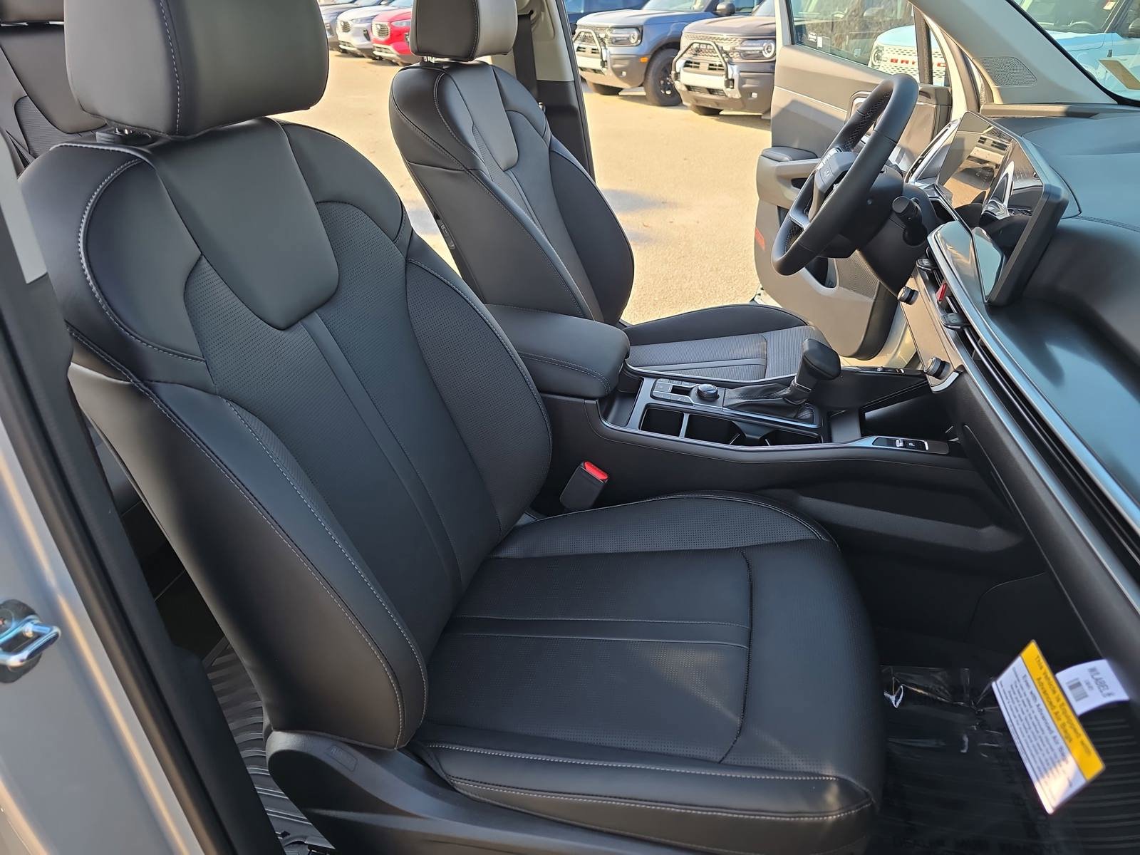 New 2026 Kia Sorento EX w/ EX Premium Package FWD image 10