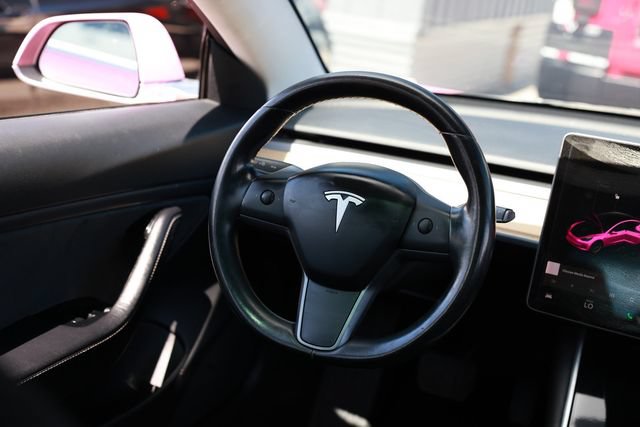 Used 2019 Tesla Model 3 Standard Range RWD image 34