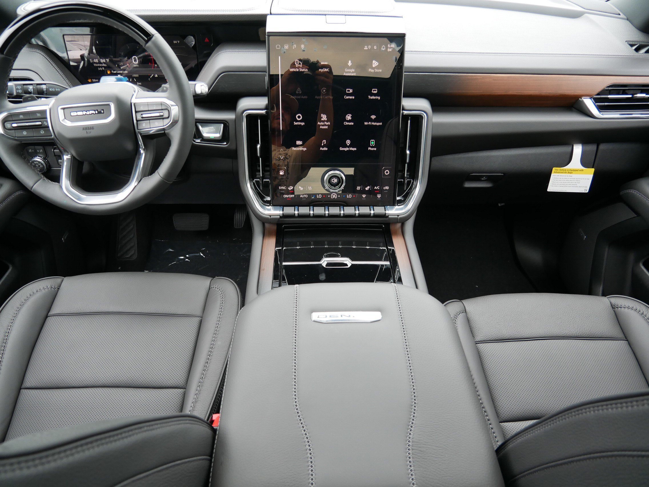 New 2026 GMC Yukon XL Denali w/ Denali Reserve Package AWD/4WD image 7