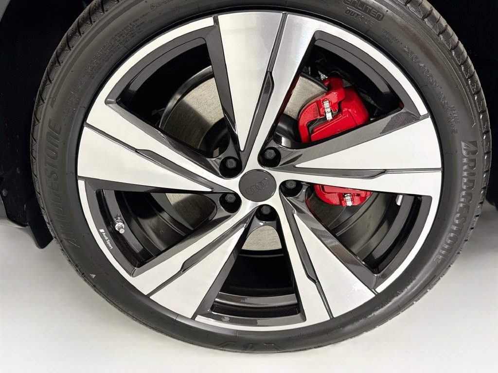 New 2026 Audi SQ5 Premium Plus AWD/4WD image 31